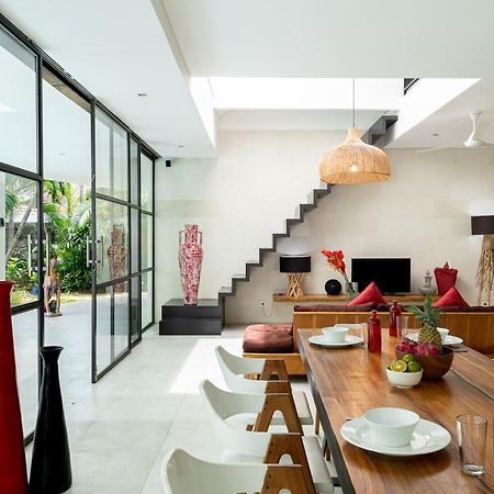 Seminyak White Design Villa ภายนอก รูปภาพ