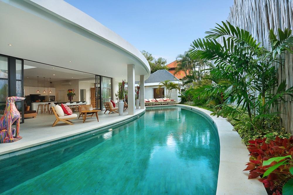 Seminyak White Design Villa ภายนอก รูปภาพ