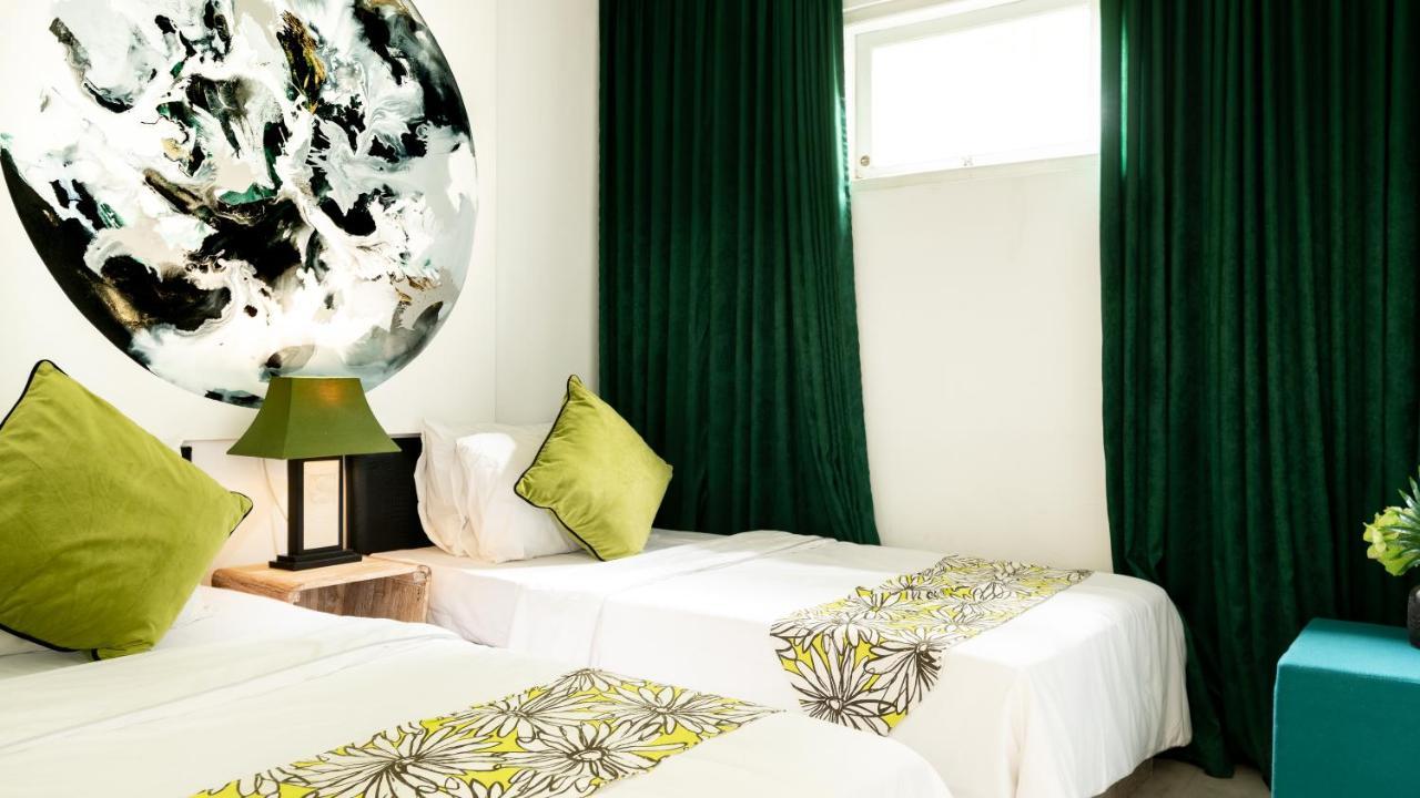 Seminyak White Design Villa ภายนอก รูปภาพ