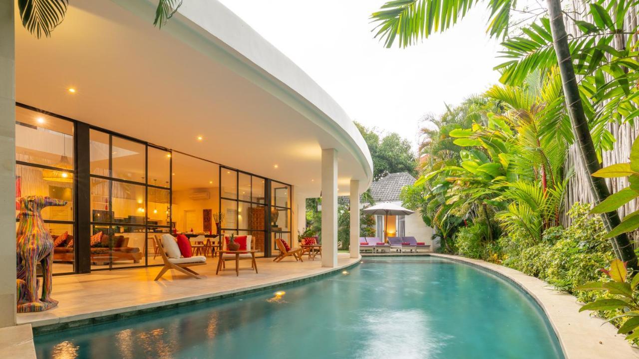 Seminyak White Design Villa ภายนอก รูปภาพ